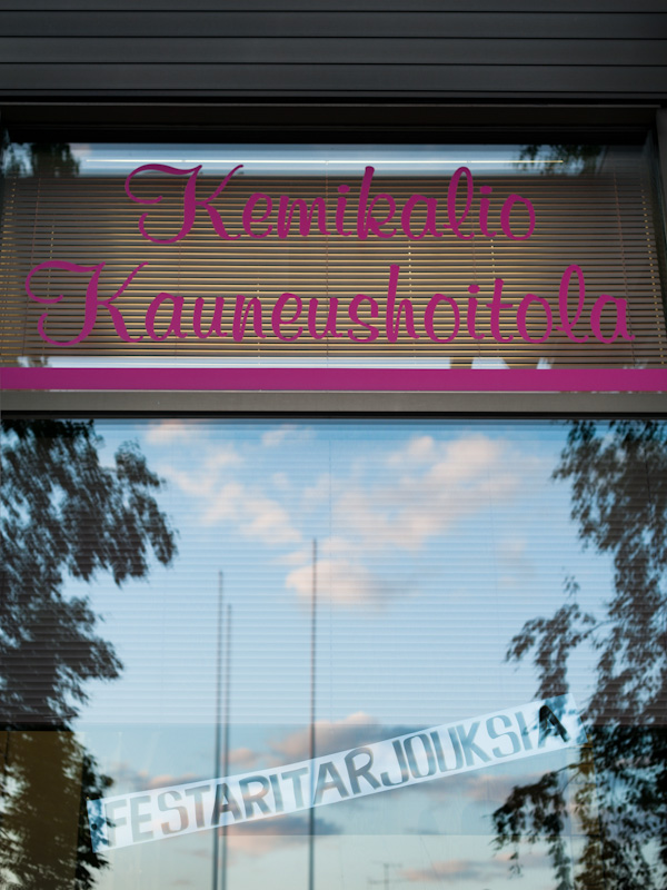 Paikalliset liikkeet kampanjoivat festivaaliviikolla