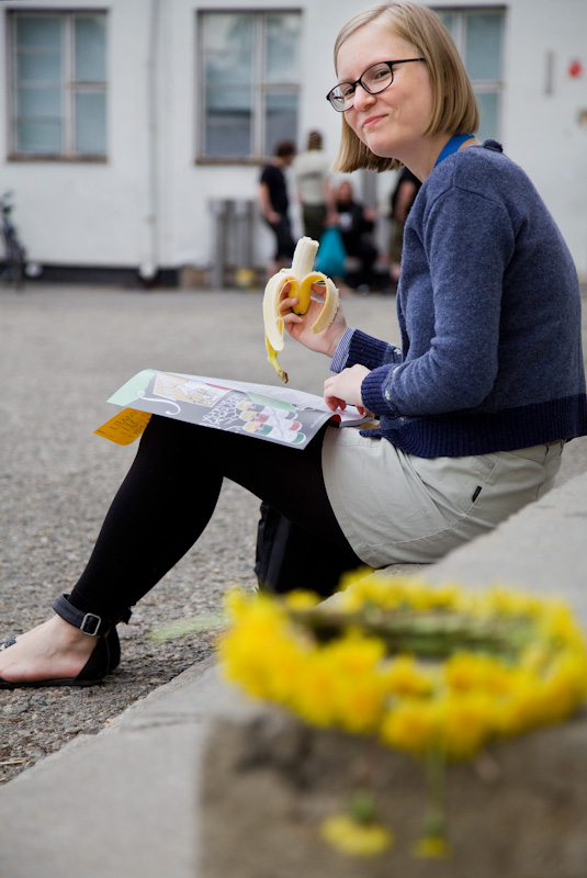 Anni Hirsaho tutkistelee tuoretta festivaalikatalogia