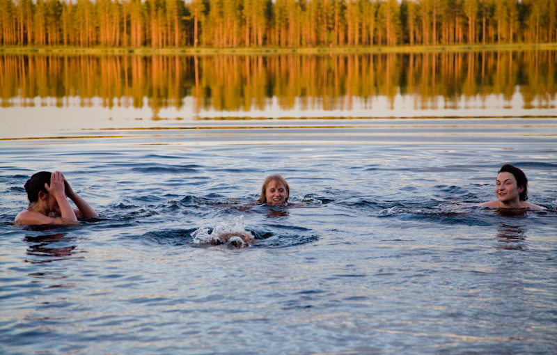 Kitinen virkisti saunojia